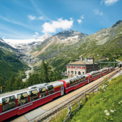 Schoene-Aussichten-Touristik-Bahnreise-Grand-Train-Tour-Schweiz Mit dem Nachtzug durch die Schweiz reisen