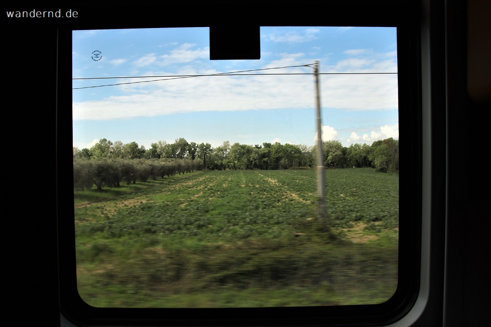 Wandernd.de02 Blick aus dem Nachtzugfenster